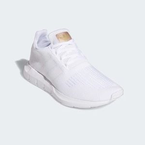 adidas swift run sneakers